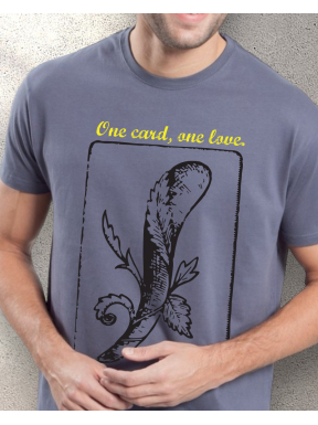 One card. One love. T-Shirt Unisex